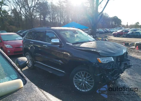 2018 Jeep Grand Cherokee Summit 4X4 z USA, uszkodzony, nr VIN 1C4RJFJG1JC324786